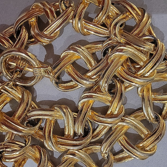 #Vintage #Statement Textured #Gold-tone Chunky Chain Link #Toggle Necklace.. - Picture 6 of 6